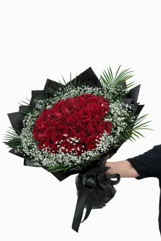 VİP 71 GÜL BUKETİ 